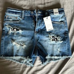 Judy Blue flower shorts